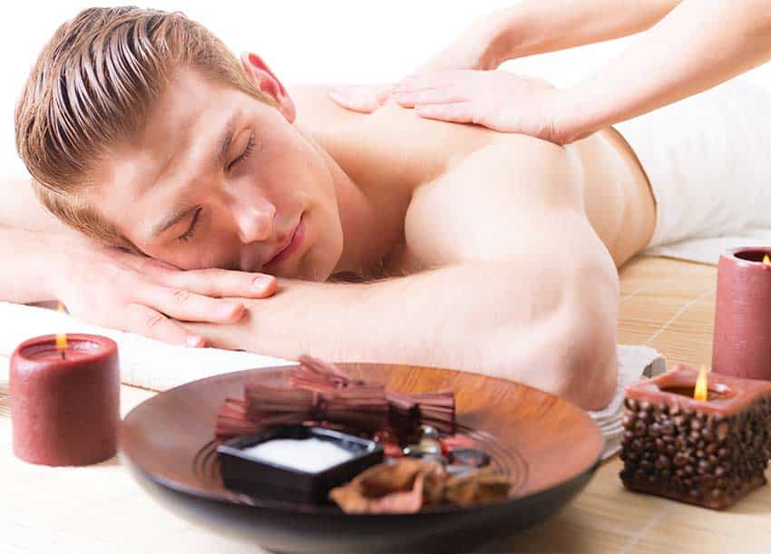 massage-therapy-at-hang-spa